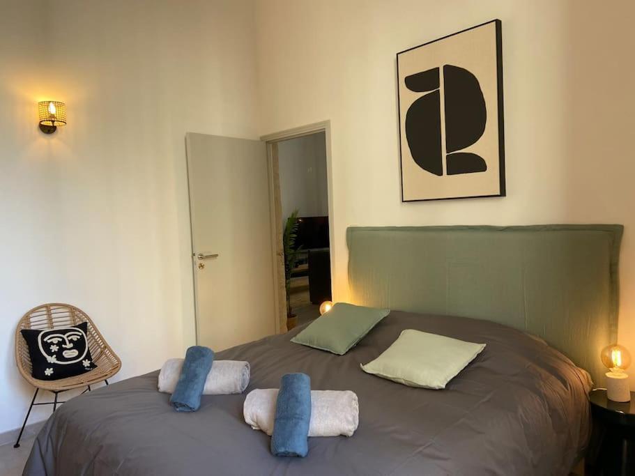 Appartement Avec Ventilateurs Proche Du Palais Des Papes Avignon Extérieur photo